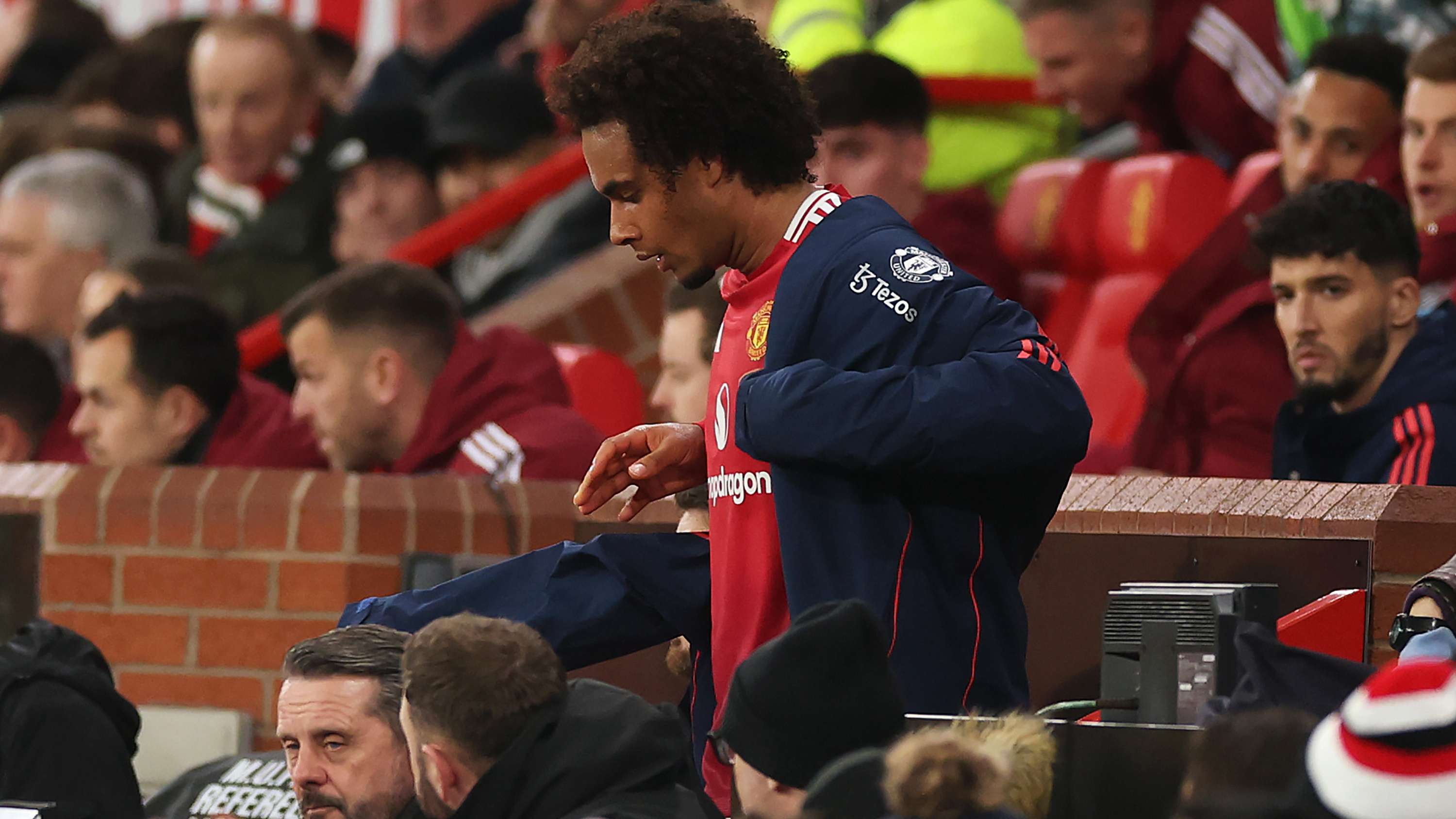 从逆境中扭 从逆境中扭